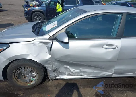 2021 Kia Rio Lx z USA, uszkodzony, nr VIN 3KPA24AD0ME383099